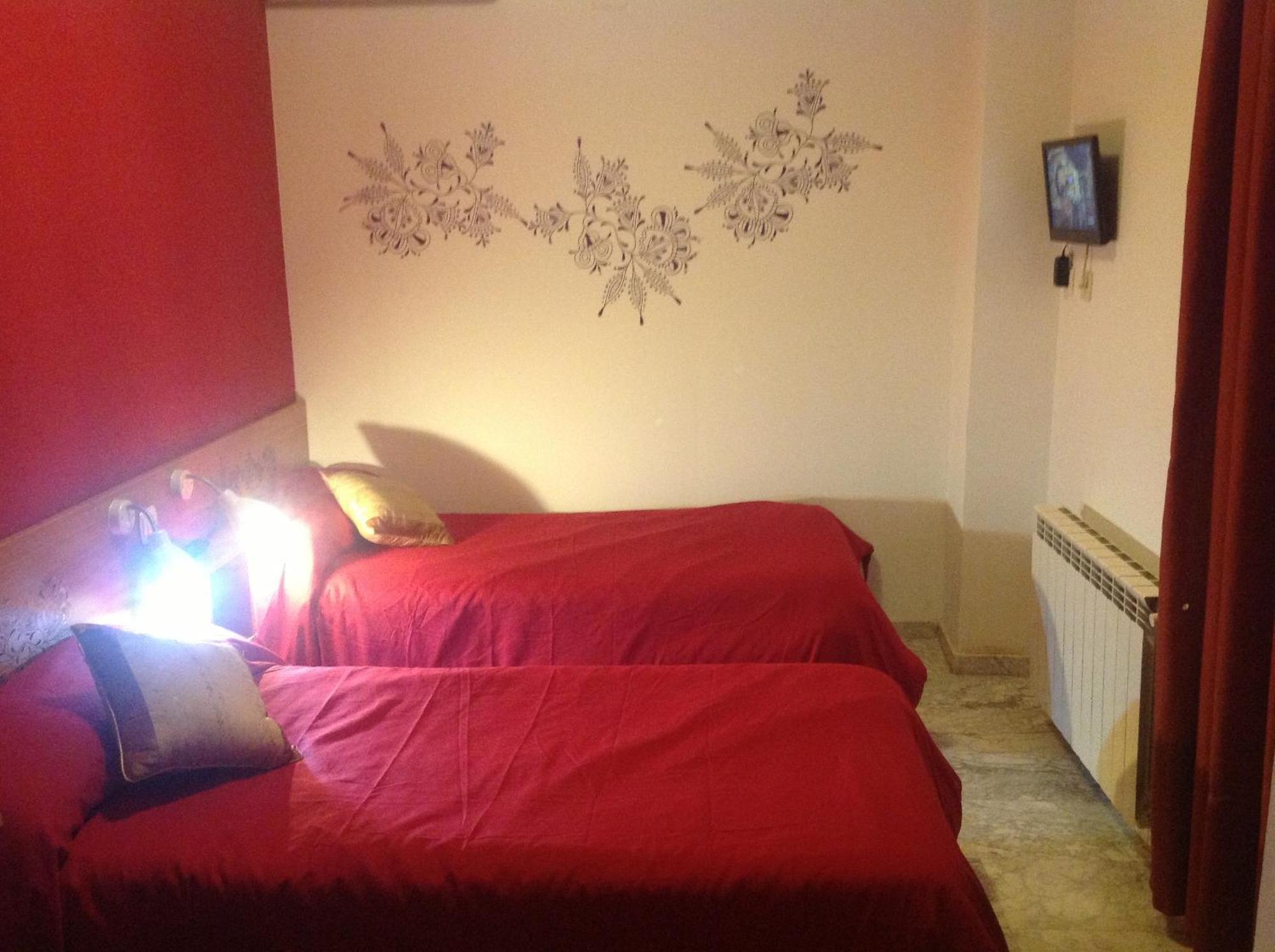 Guest house Neptuno Caceres