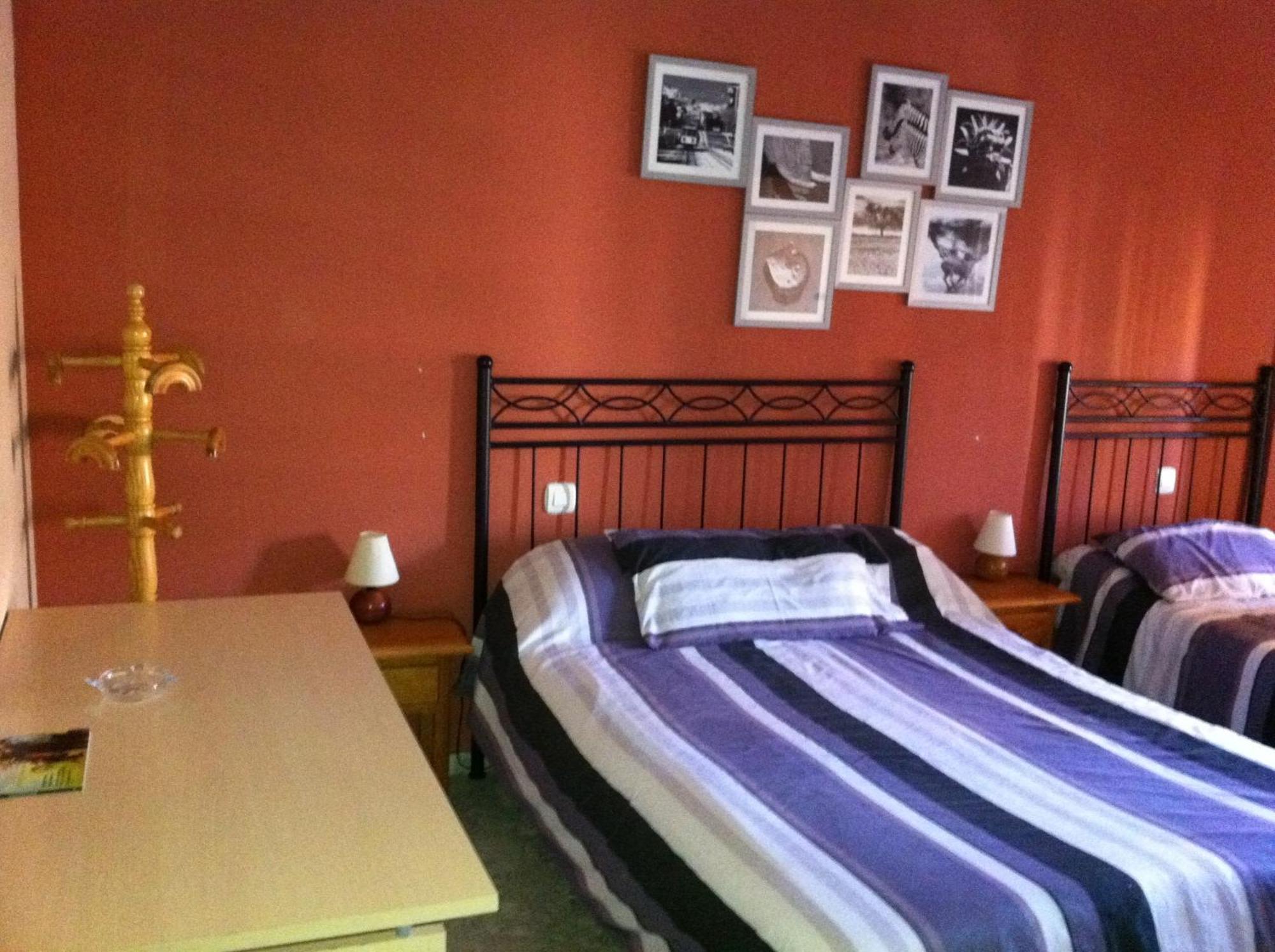 Guest house Neptuno Caceres